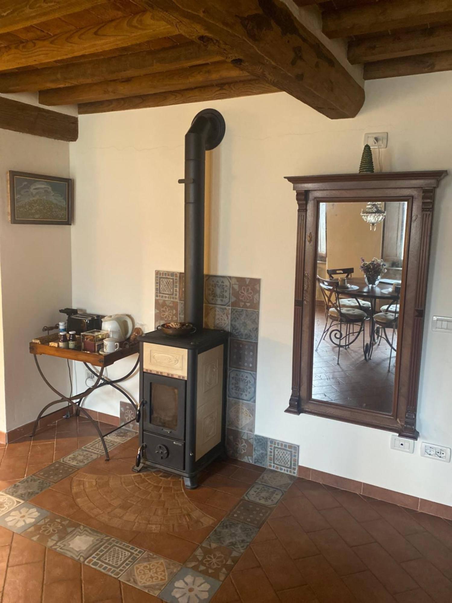 Andante Appartamenti Castelnuovo di Val di Cecina Exterior foto