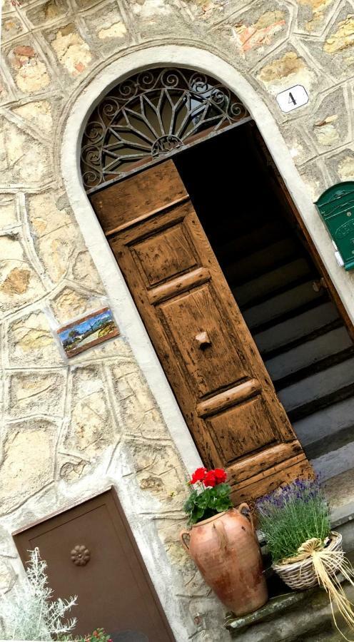 Andante Appartamenti Castelnuovo di Val di Cecina Exterior foto